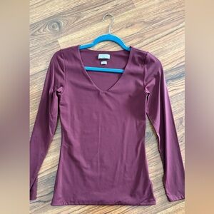 Aritzia Original Contour Longsleeve Burgundy Size Medium Brand New Never Worn